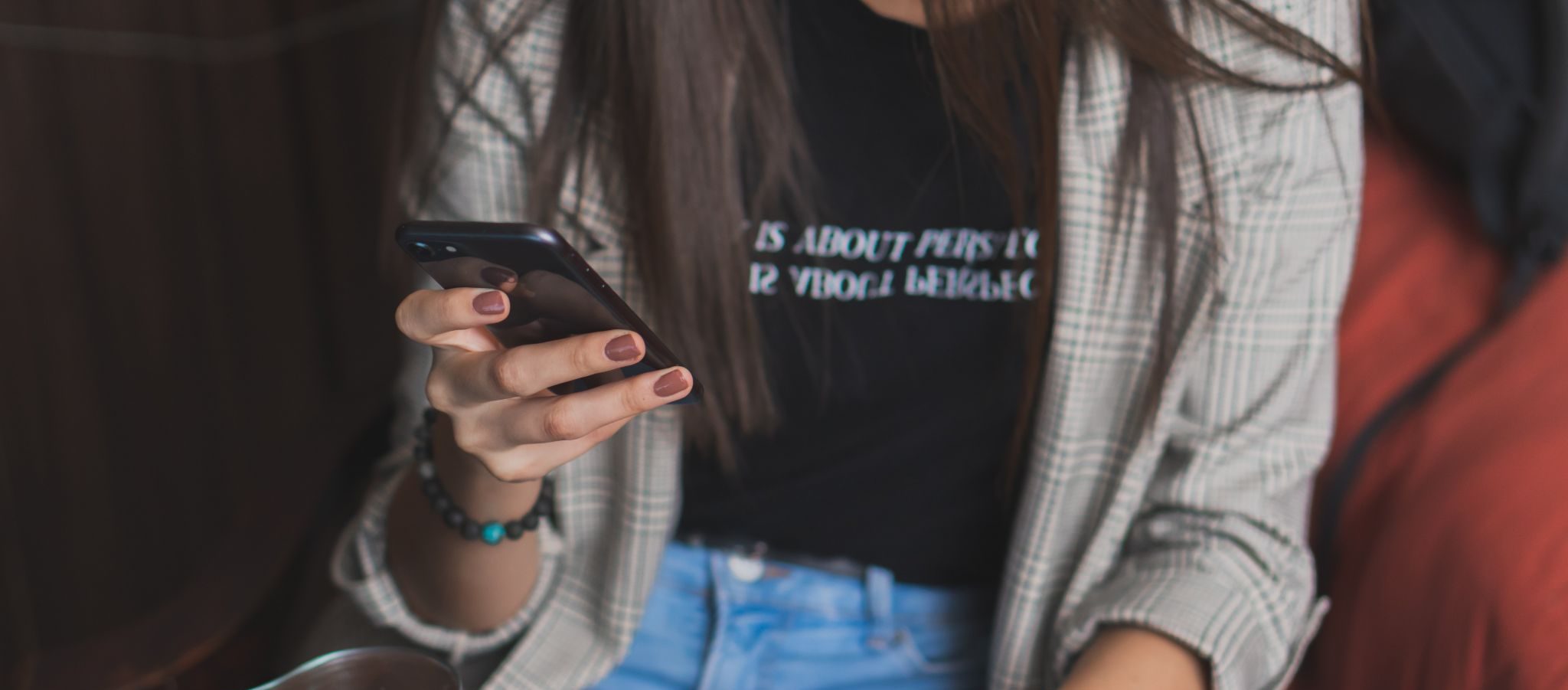 “Should I Try Online Dating?”- 7 Reasons to Say Yes!